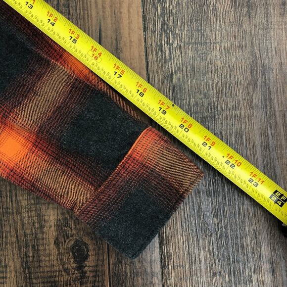 Old Navy Boyfriend Shirt Flannel Swiftie Evermore Size Medium Orange Black Plaid - Picture 13 of 16